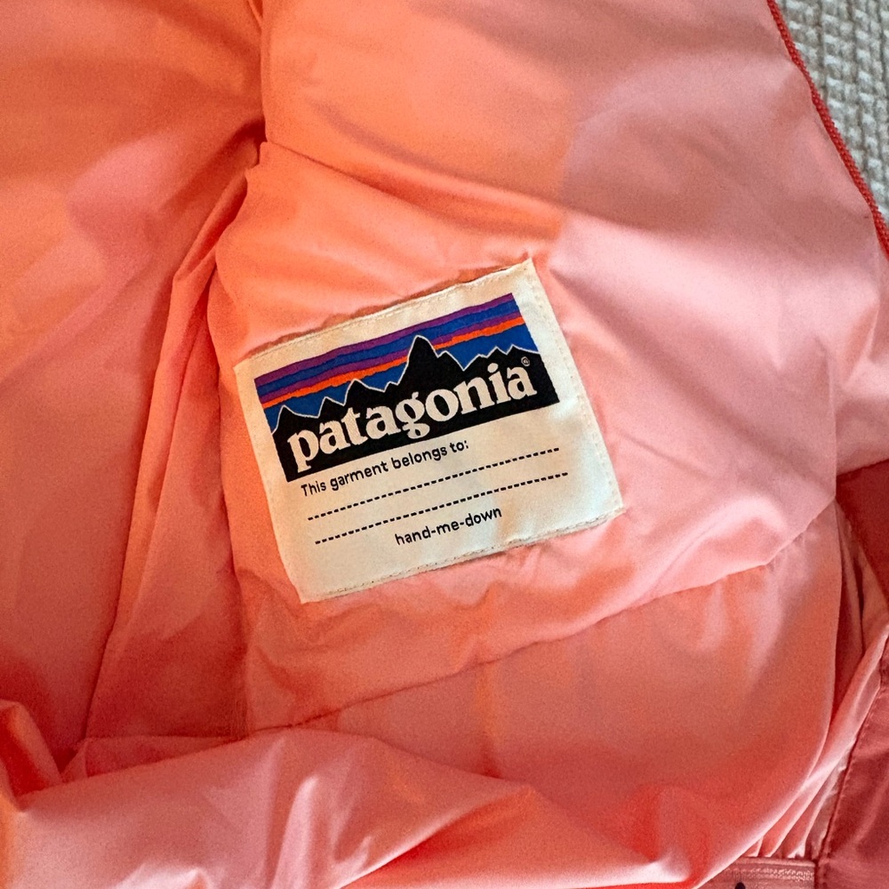 Patagonia Spiced Coral Insulated Jacket - NWT - Picture 4 of 4